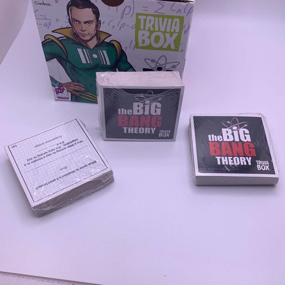Cardinal Brand The Big Bang Theory Trivia Box Game for 2+ Players! - Picture 3 of 4